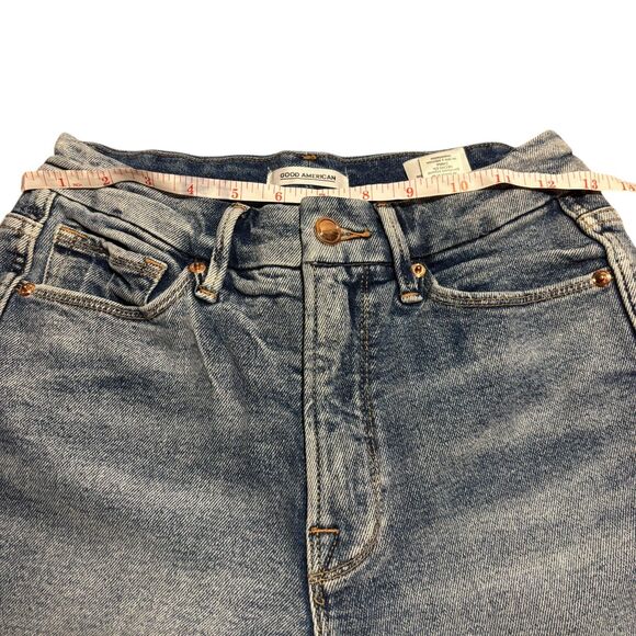 Good American Good Curve Straight Fray Hem Crop Jeans- Size 6/28 - Picture 9 of 9
